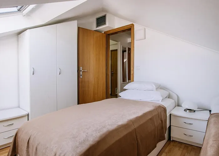 Curic Διαμέρισμα